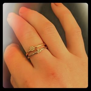 Two stackable rings